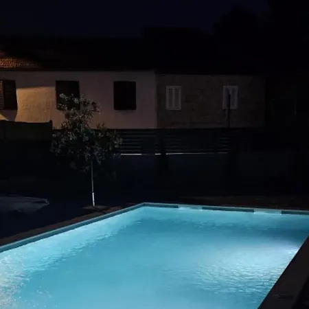 Feriehus Countryside Tajo - Four Bedroom With Swimming Pool Imotski